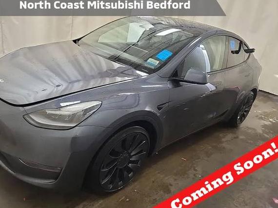 TESLA MODEL Y 2022 7SAYGDEF9NF415719 image